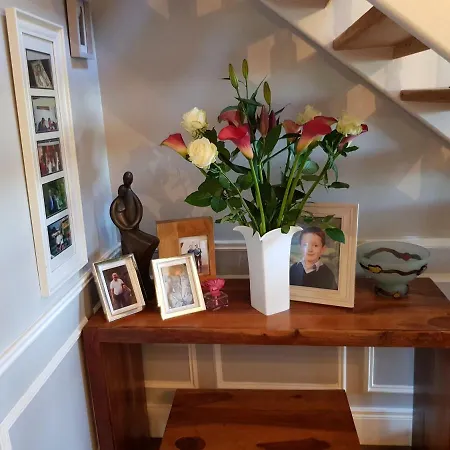 Highfield House Collinstown Bed and breakfast