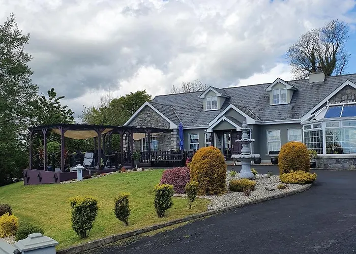 Panzió Highfield House Collinstown *