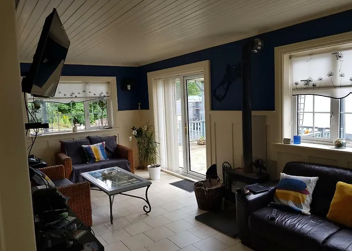 Highfield House Collinstown Bed & Breakfast *